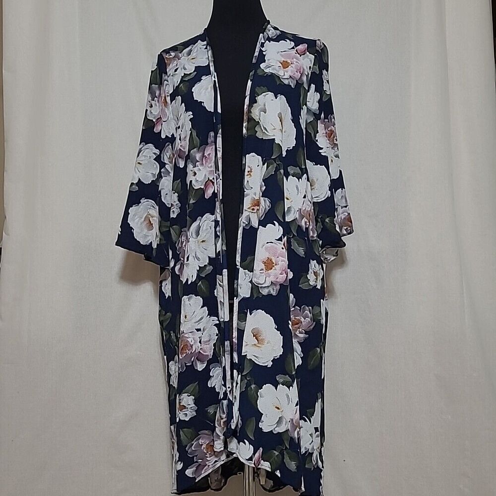 Umgee Open Front Cardigan Womens Size M Navy Floral Crochet Detail